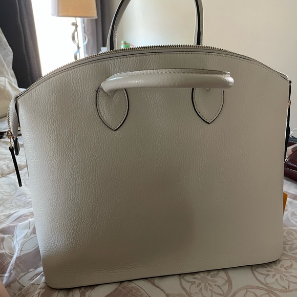 valentino bag - Picture 4 of 4